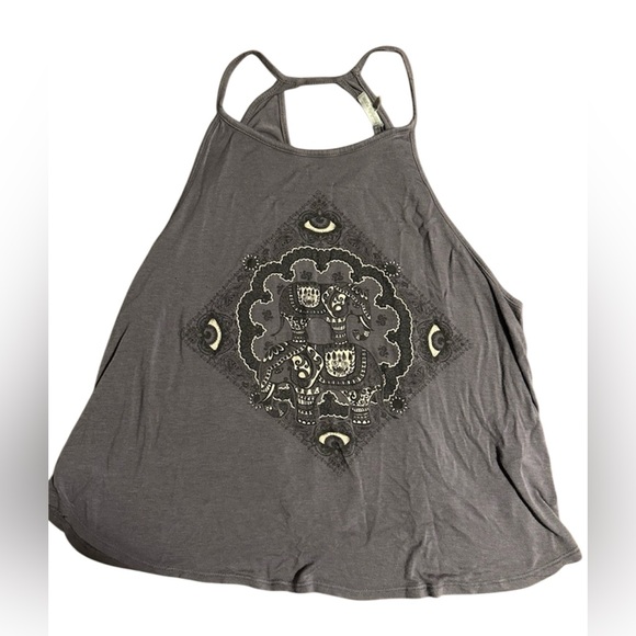 Charlotte Russe Tank with Elephant Design - Picture 4 of 6